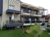 Vila Nirides, Nea Vrasna