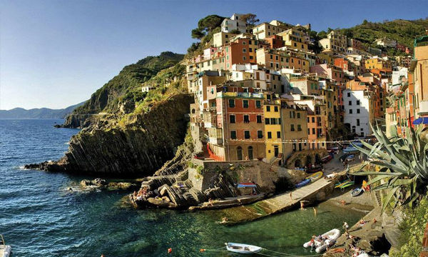 Đenova - Cinque Terre Nova godina 2020.