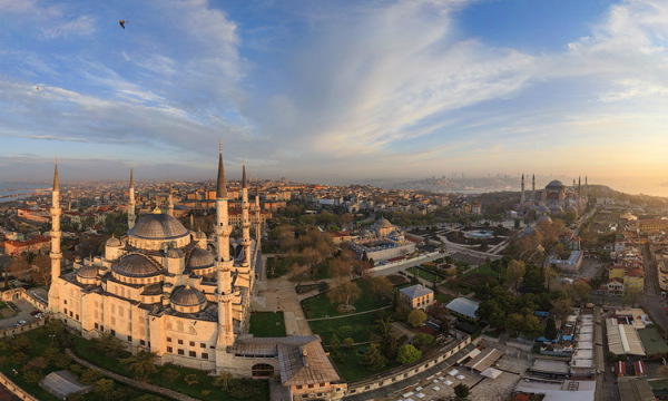 Istanbul - Dan zaljubljenih - Sretenje - Dan državnosti 2020.