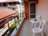 Vila Mango, Paralia