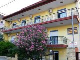 Vila Alexis, Stavros