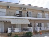 Vila Anestis, Sarti