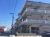Vila Myrto, Paralia