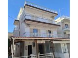 Vila Antonios, Paralija