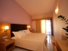0room4